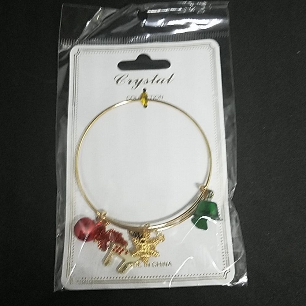 NWT Crystal Collection Christmas Charm Bracelet